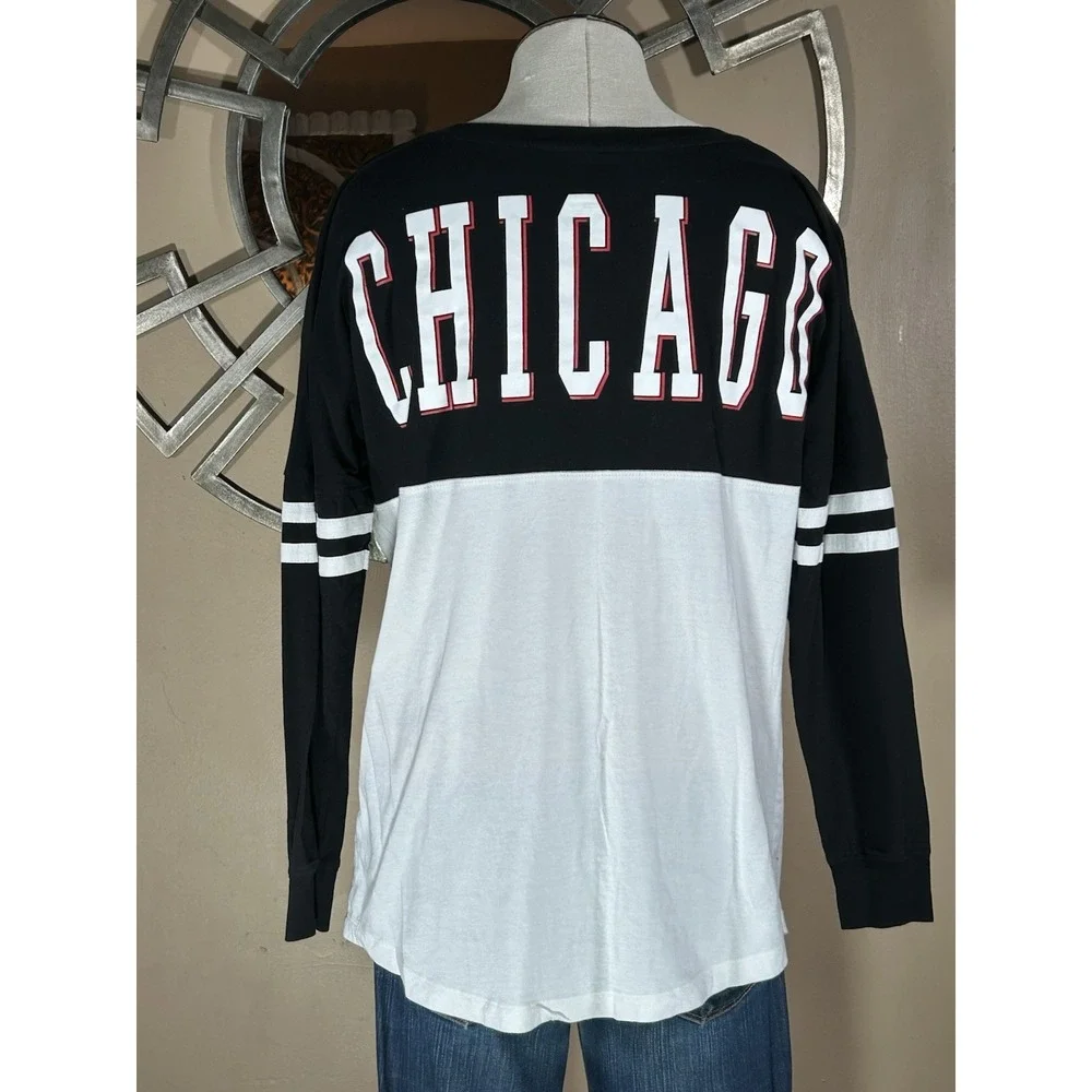 NHL Chicago Blackhawks‎ Women New Era By 5th & Ocean Long Sleeve shirt L 2 Sided